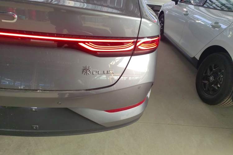 Used BYD Qin PLUS 2025 DM-i Smart Drive 55KM Leading Model