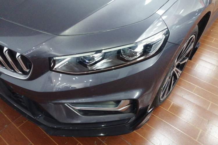 Used Geely Auto Preface 2025 Dongfang Yao 1.5TD Kunlun Edition
