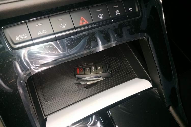 Used Haval H6 2024 1.5T Two-Wheel-Drive Classic Edition