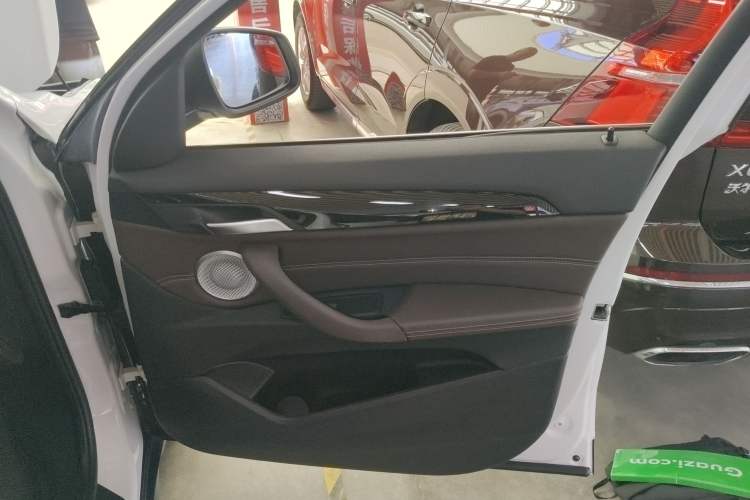 Used BMW X1 2021 sDrive25Li Leading Model
