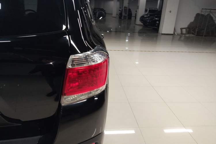 Used Toyota Highlander 2012 2.7L 2WD 5-Seater Elite Edition