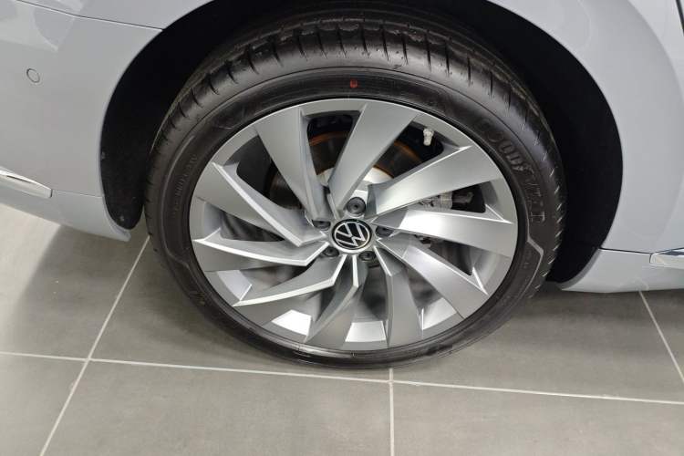 Used Volkswagen FAW-Volkswagen CC 2023 380TSI Striking Edition
