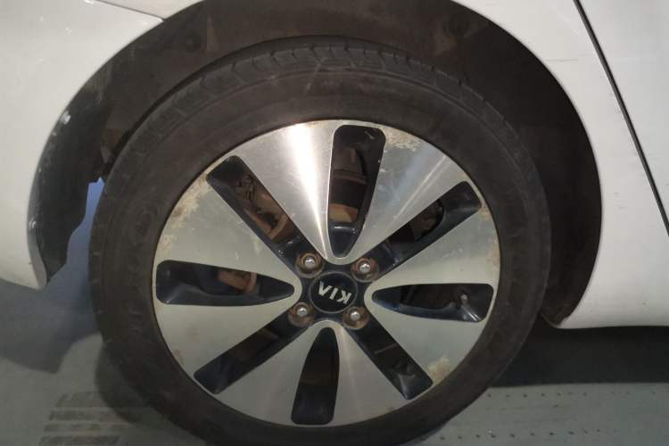 Used Kia K2 2012 Sedan 1.6L Automatic Transmission Premium Commemorative Edition