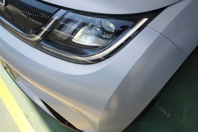 Used BYD Dolphin 2023 420 km Fashion Edition
