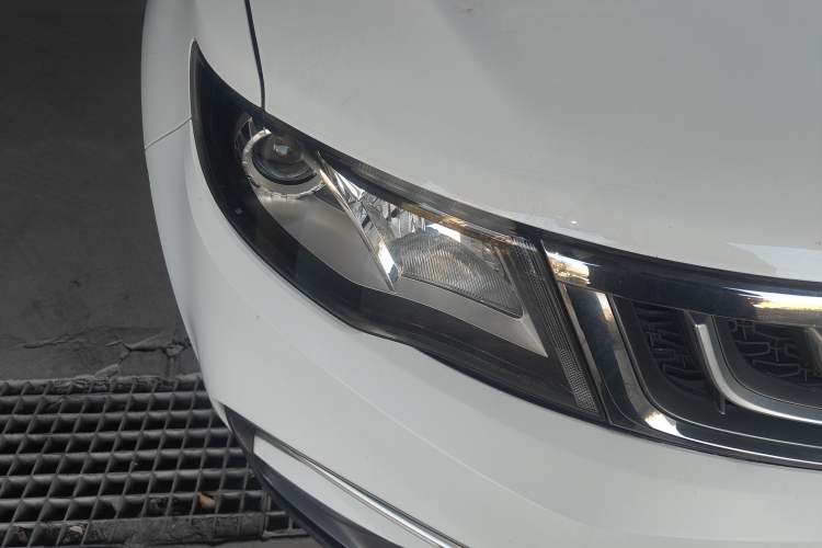 Used Geely Auto Emgrand X7 Sport 2016 1.8TD Automatic ZhiShang Model
