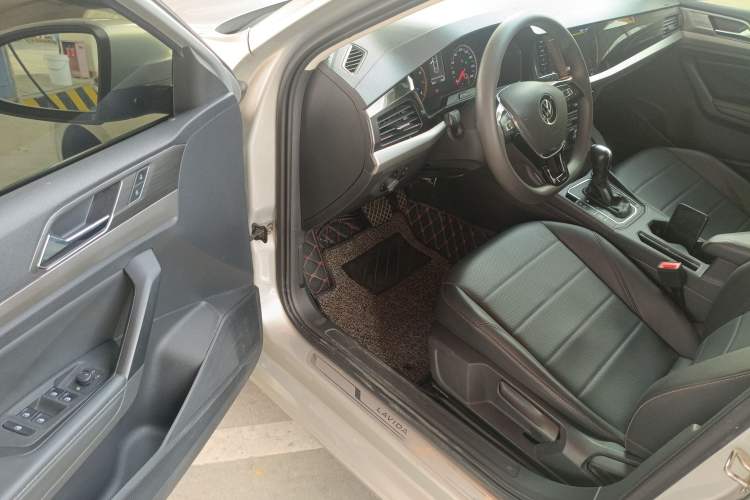 Used Volkswagen Lavida 2021 1.5L Automatic Comfort Edition