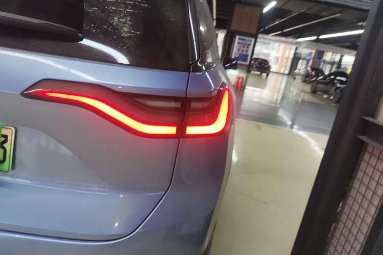 Used Nio ES8 2018 Founder Edition
