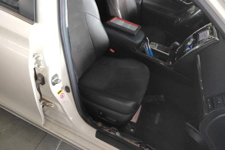 Used Toyota Reiz 2013 2.5V Shangrui Edition
