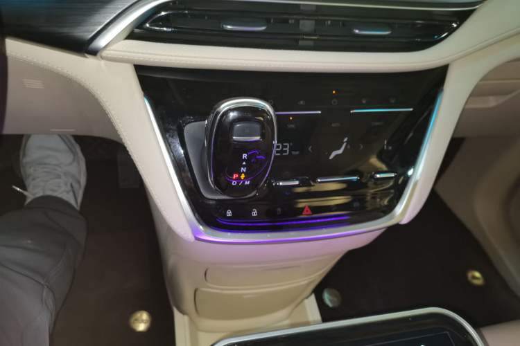 Used Buick GL8 2023 ES Lu Zun Deluxe Model