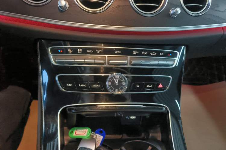 Used Mercedes-Benz E-Class 2017 E 300 L Sporty and Stylish Model
