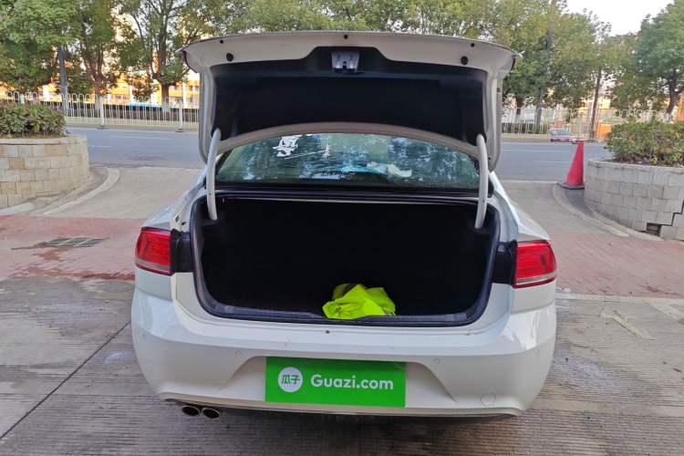 Used Volkswagen Lamando 2017 280TSI DSG Comfort Edition
