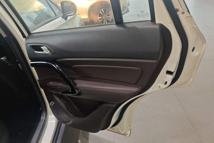 Used GAC Trumpchi GS4 2017 200T G-DCT Two-Wheel Drive Elite Edition
