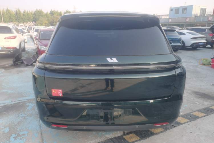 Used Li Auto L8 2023 Pro Model
