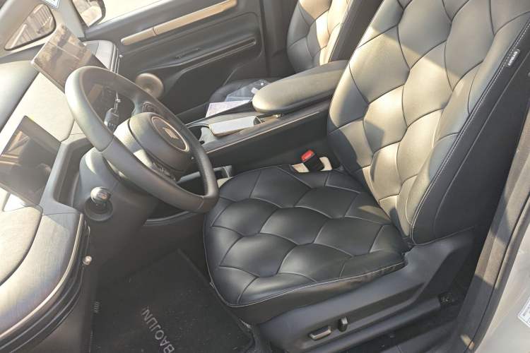 Used Baojun Cloud 2023 460 Pro
