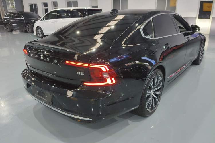 Used Volvo S90 2023 B5 Zhiyuan Luxury Edition
