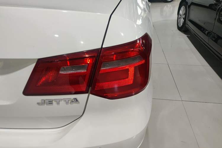 Used Volkswagen Jetta 2015 1.6L Automatic Comfort Model
