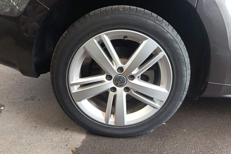 Used Volkswagen Sharan 2016 380TSI Comfort Edition 7-Seater
