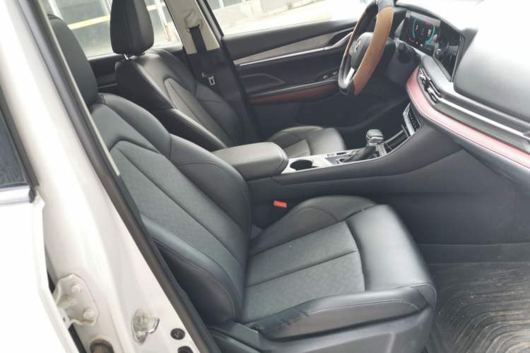 Used Changan CS55PLUS 2020 1.5T Automatic Colorful Model
