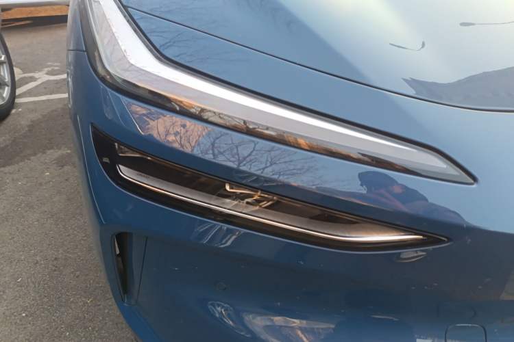 Used ONVO L60 2024 60 kWh Rear-Drive Version