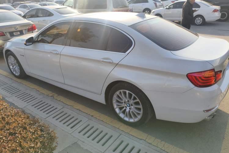 Used BMW 5 Series 2014 525Li Luxury Design Package

