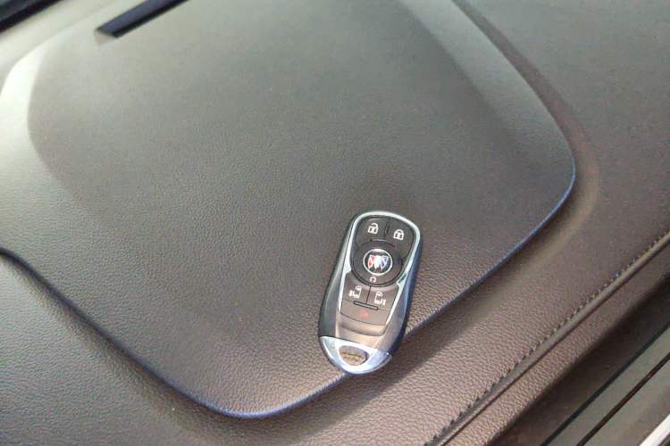 Used Buick GL8 2022 ES Landtrek 653T Flagship Model
