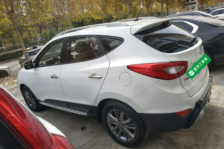 Used Hyundai ix35 2013 2.0L Automatic Two-Wheel Drive Smart GLS China IV Standard

