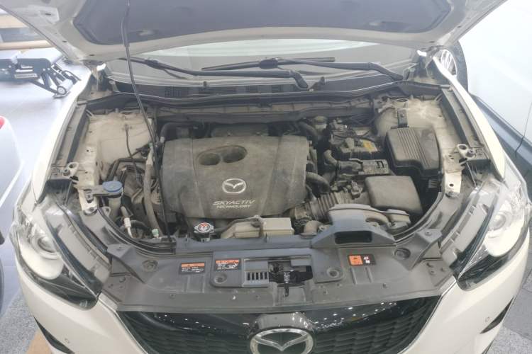 Used Mazda CX-5 2013 2.5L Automatic 4x4 Luxury Version
