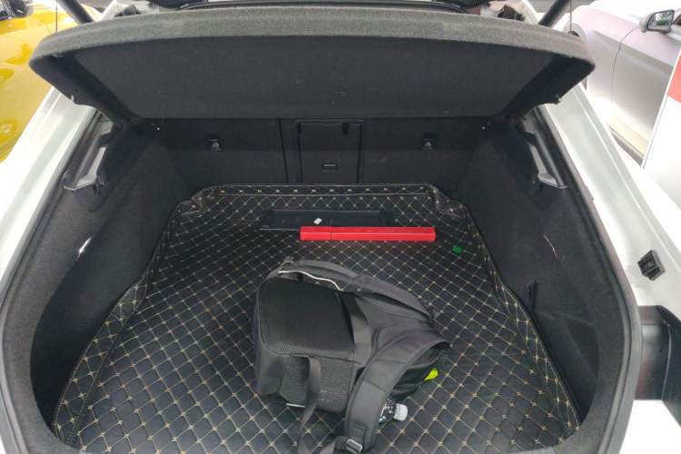 Used Volkswagen FAW-Volkswagen CC 2020 330TSI Huayan Edition China VI Standard
