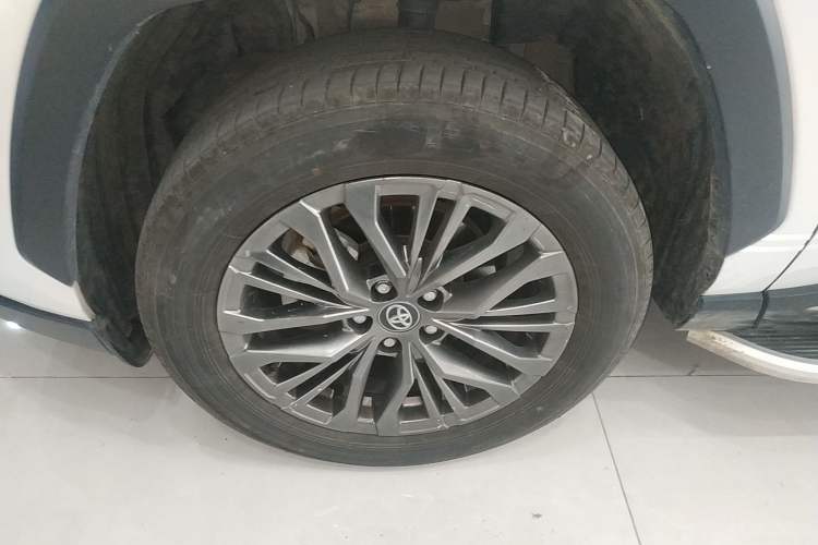 Used Toyota Wildlander 2023 2.0L CVT Two-Wheel Drive Luxury PLUS Edition
