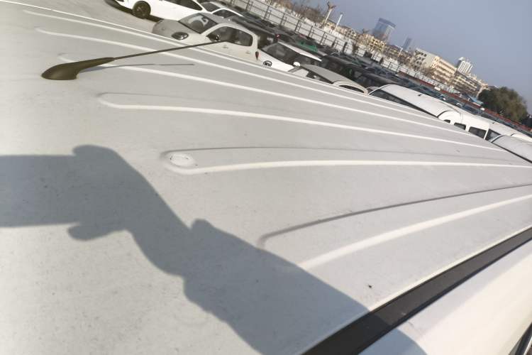 Used Wuling Yangguang 2024 300KM Comfort Version Passenger Van 75kW
