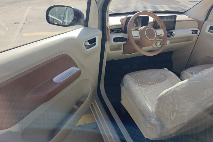 Used Wuling Hongguang MINIEV 2024 3rd Generation 215km Youth Edition
