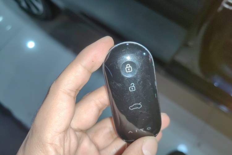 Used Hima AITO M5 2022 Extended-Range Four-Wheel Drive Ultimate Edition
