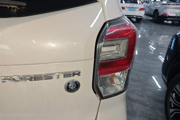 Used Subaru Forester 2016 2.0i Fashion Navigation Edition
