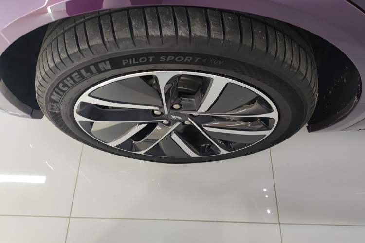 Used Li Auto L9 2024 Ultra Model
