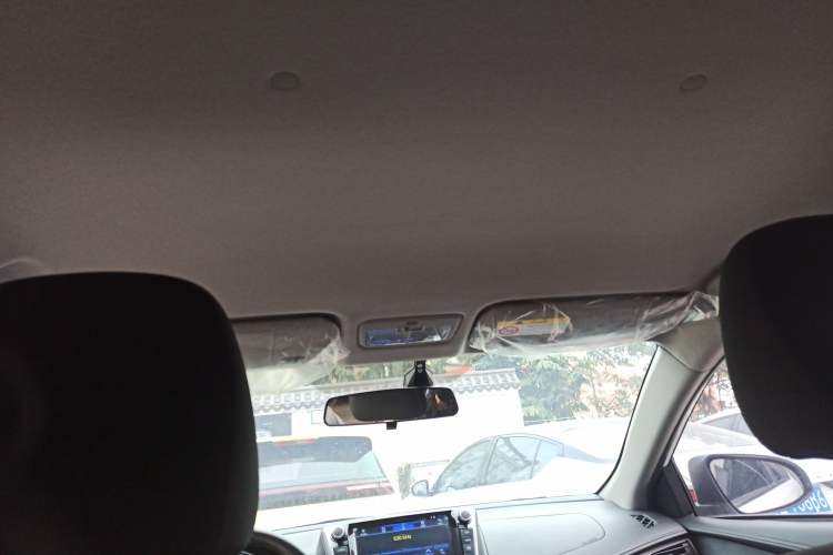 Used Toyota YARiS L 2022 1.5L CVT Leading PLUS Edition