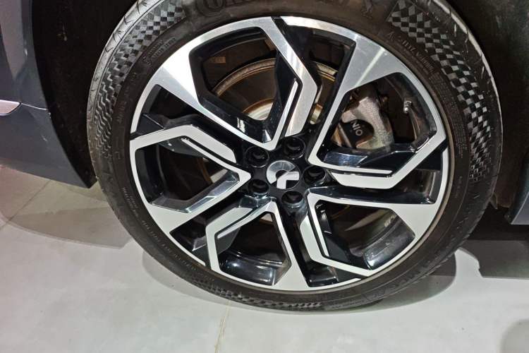 Used Nio ES8 2020 415 KM Signature Edition 7-Seater Version