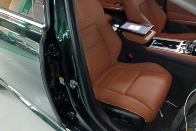 Used Jaguar XFL 2022 XFL 2.0T P250 Two-Wheel-Drive Elite Sport Edition
