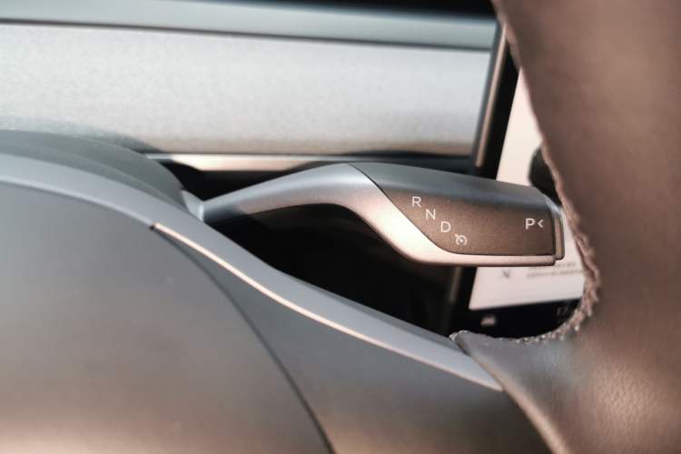 Used Tesla Model Y 2024 Long-Range All-Wheel-Drive Version