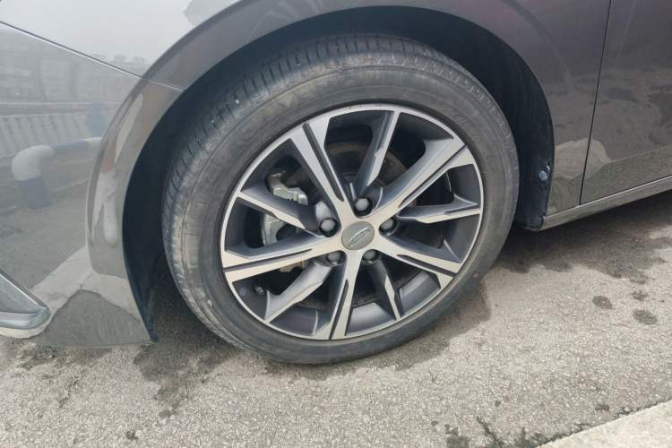 Used Geely Auto Emgrand 2022 4th Generation 1.5L CVT Luxury Model
