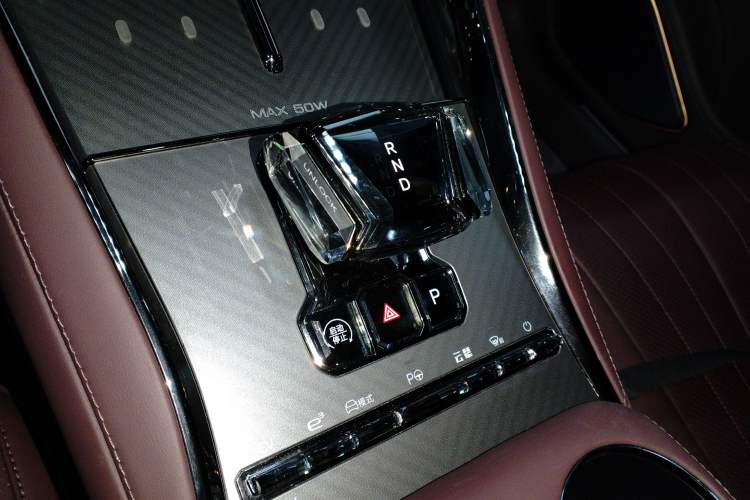 Used Denza Z9GT 2024 1100 Four-Wheel Drive Ultra Version
