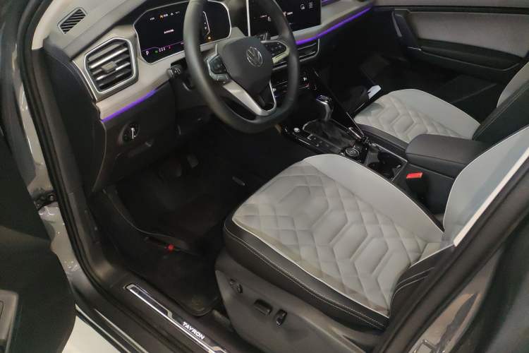 Used Volkswagen Tayron 2023 Revised Version 380TSI All-Wheel Drive R-Line High-Energy Edition