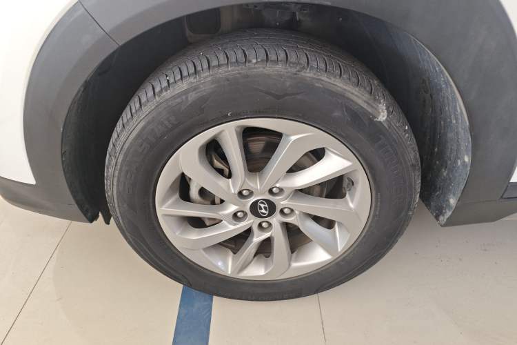 Used Hyundai Tucson 2015 1.6T Dual-Clutch Two-Wheel-Drive Smart Model
