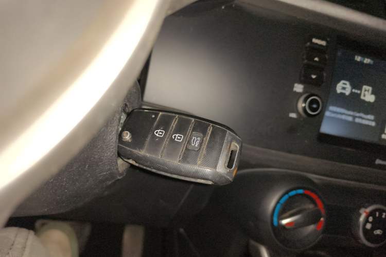 Used Kia K2 2017 Sedan 1.4L Automatic GLS