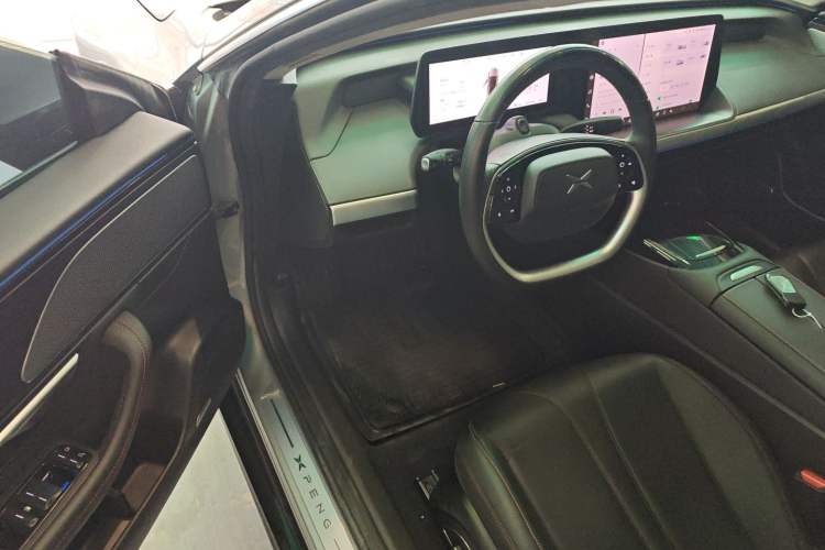 Used XPeng P7 2022 670E+
