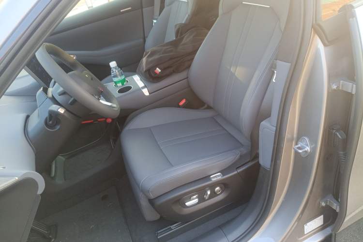 Used Xiaomi Auto YU7 2025 Ultra-Long Range Rear-Wheel Drive Version
