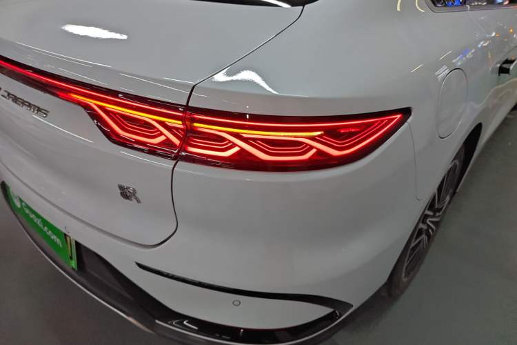 Used BYD Han 2022 DM-i 121KM Prestige Model
