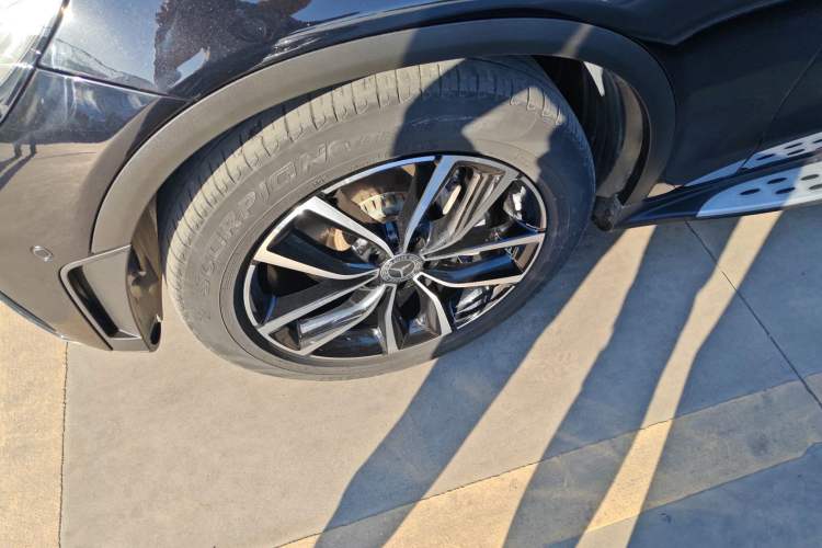 Used Mercedes-Benz GLC 2020 GLC 300 L 4MATIC Dynamic Edition
