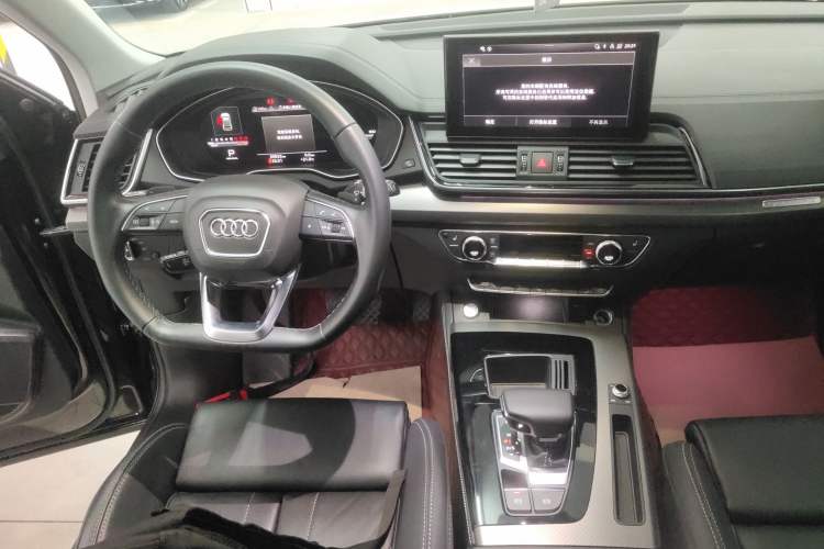 Used Audi Q5L 2022 40T Luxury Dynamic Model
