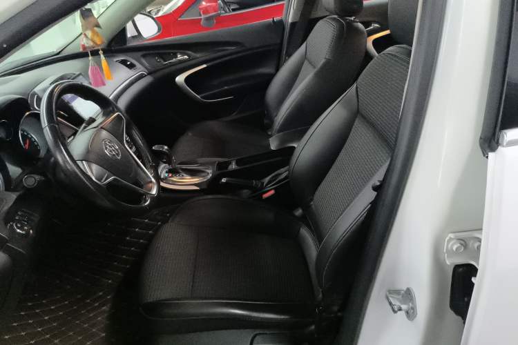 Used Buick Regal 2015 1.6T Leading Technology Model
