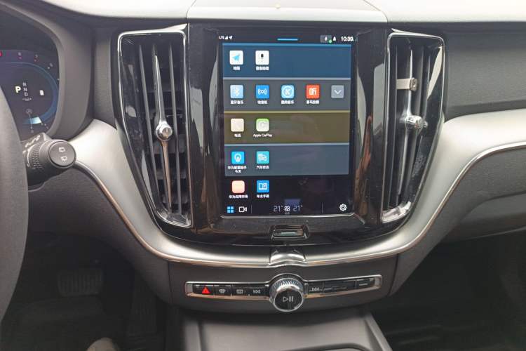 Used Volvo XC60 2022 B5 4x4 Zhiyi Luxury Edition
